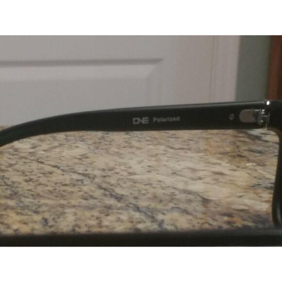 ONE by Optic Nerve Polarized Lifestyle Ziggy Sunglasses Reflective NICE!! - Picture 6 of 10